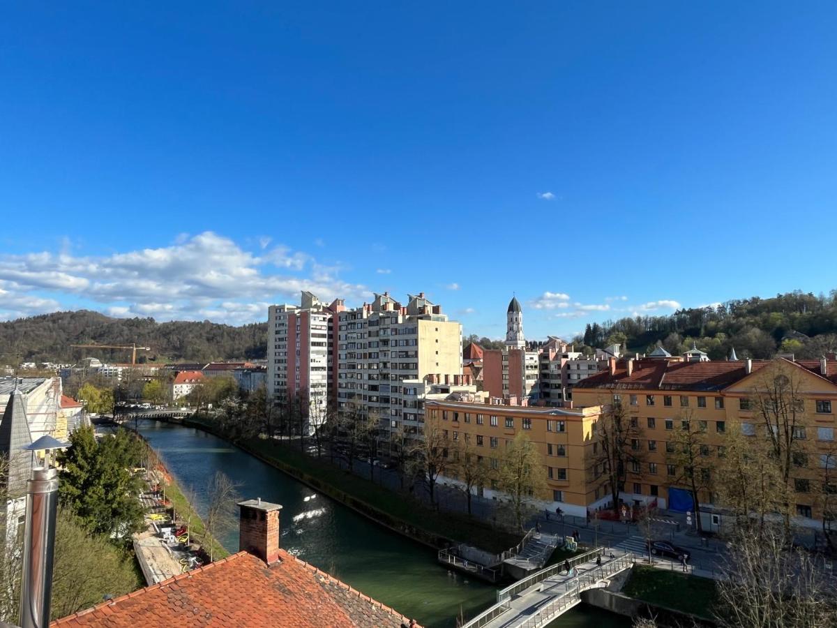 The Getaway Ljubljana Apartment ภายนอก รูปภาพ