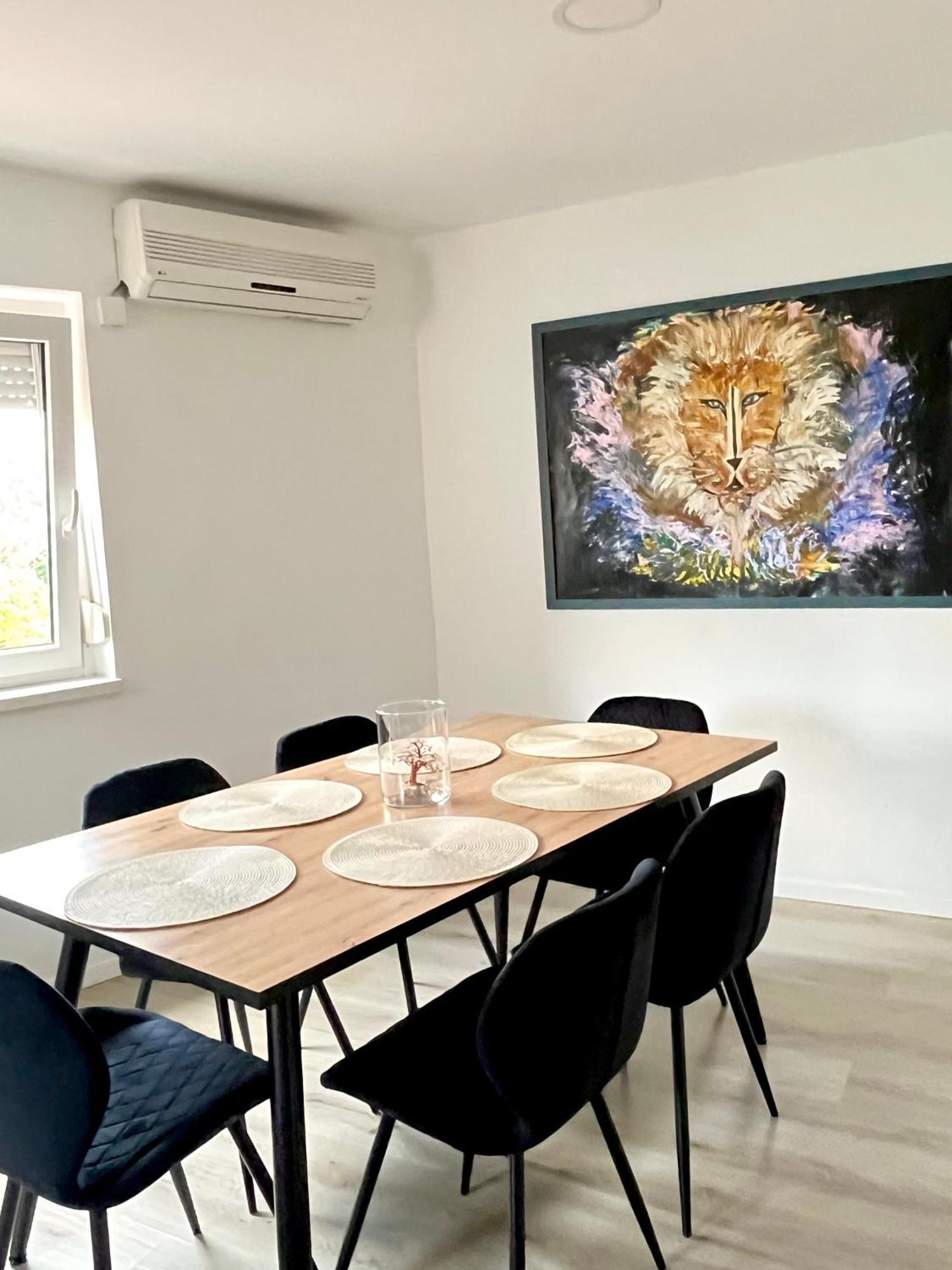 The Getaway Ljubljana Apartment ภายนอก รูปภาพ